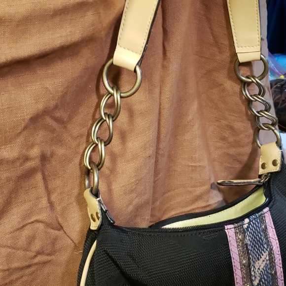 Emilie M Purse - Picture 3 of 8